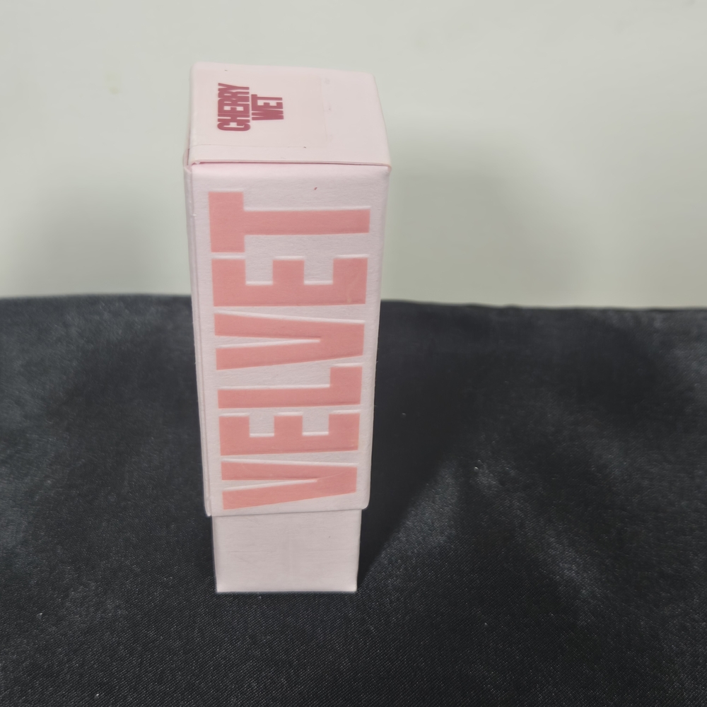 Jeffree Star Velvet Cherry Wet Lipstick